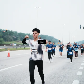 Runner Photo 7495674