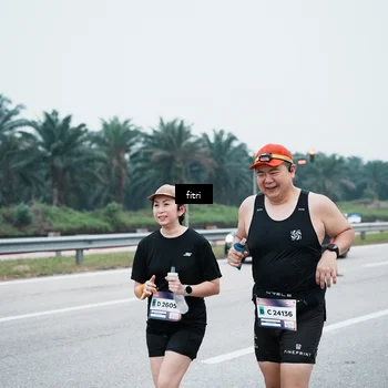 Runner Photo 7495676