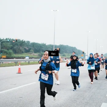 Runner Photo 7495682