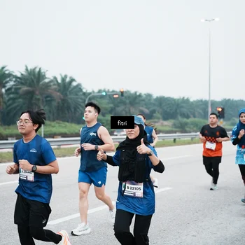 Runner Photo 7495685
