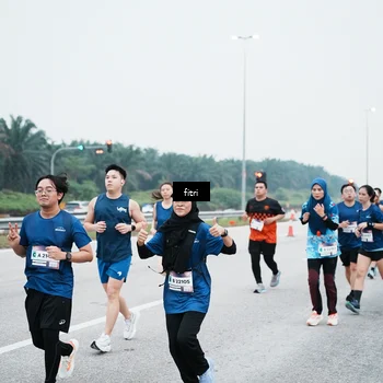 Runner Photo 7495686