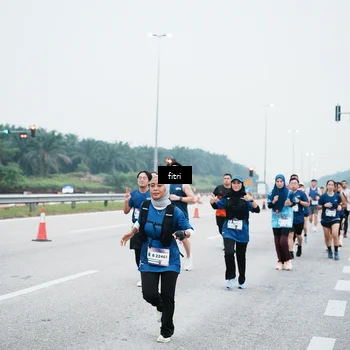 Runner Photo 7495687