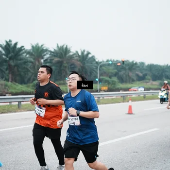 Runner Photo 7495690
