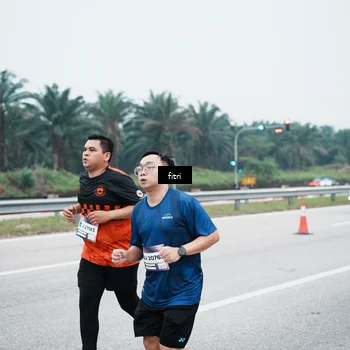 Runner Photo 7495699