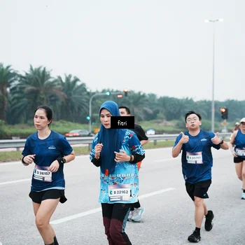 Runner Photo 7495700