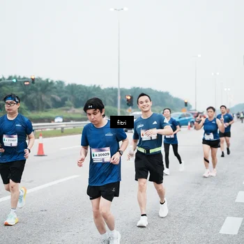 Runner Photo 7495706
