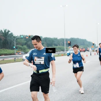 Runner Photo 7495707
