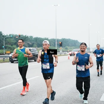 Runner Photo 7495712