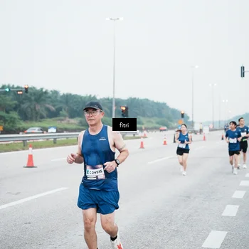 Runner Photo 7495715