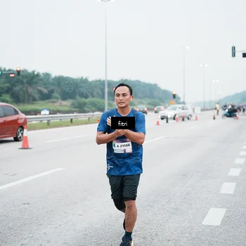 Runner Photo 7495718