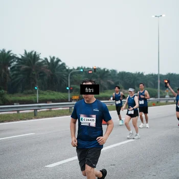 Runner Photo 7495749