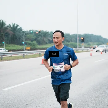 Runner Photo 7495753