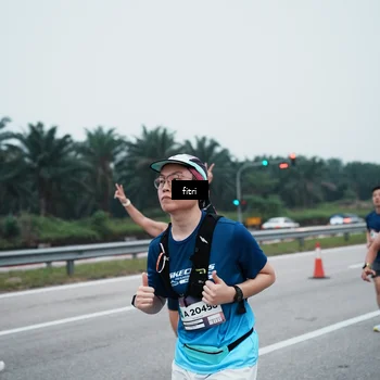 Runner Photo 7495764