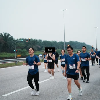 Runner Photo 7495766