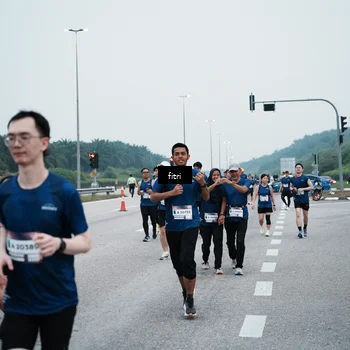 Runner Photo 7495769