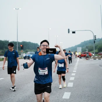 Runner Photo 7495777