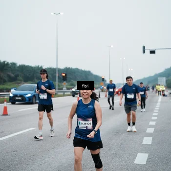 Runner Photo 7495779