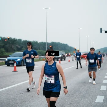 Runner Photo 7495781