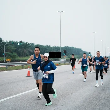 Runner Photo 7495803