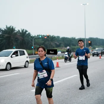 Runner Photo 7495804