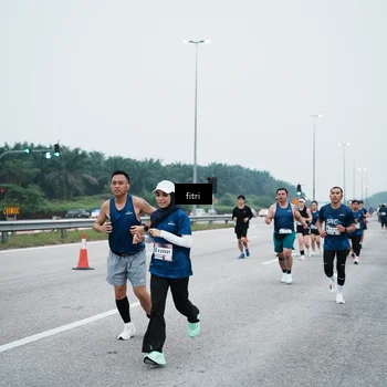 Runner Photo 7495808