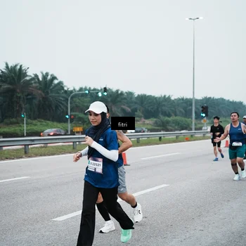 Runner Photo 7495809