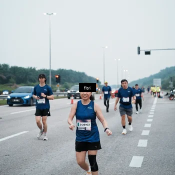 Runner Photo 7495810