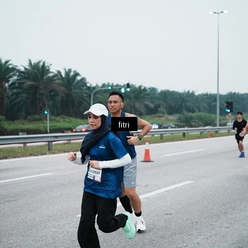 Runner Photo 7495811