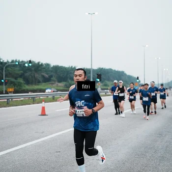 Runner Photo 7495812