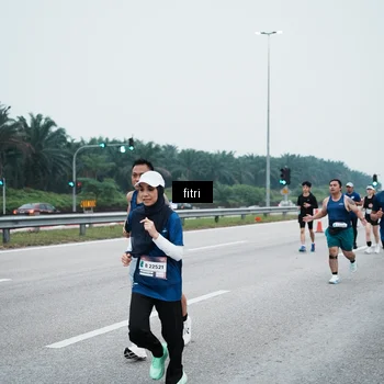 Runner Photo 7495813
