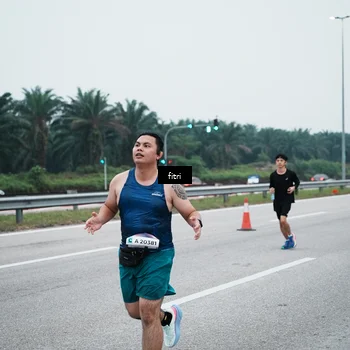 Runner Photo 7495814
