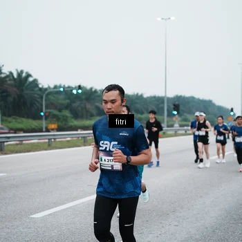 Runner Photo 7495816