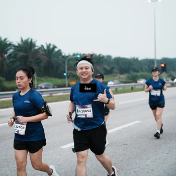 Runner Photo 7495832