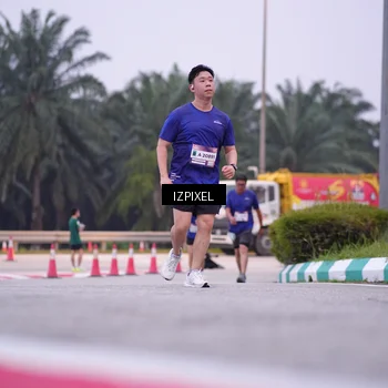 Runner Photo 7495835