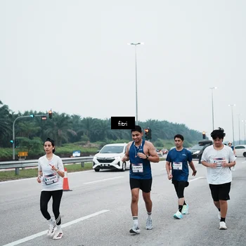 Runner Photo 7495840