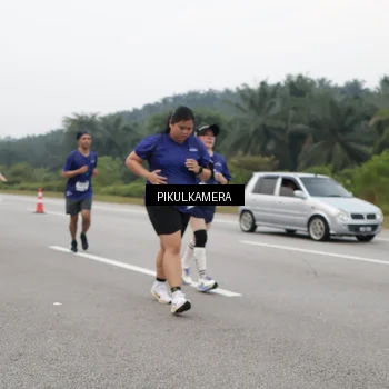 Runner Photo 7495857