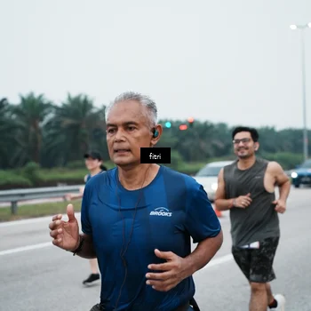 Runner Photo 7495868
