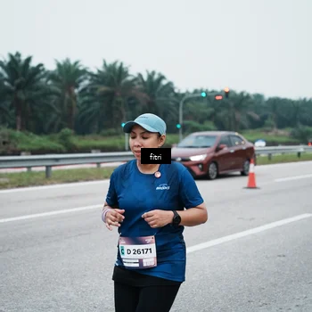 Runner Photo 7495884