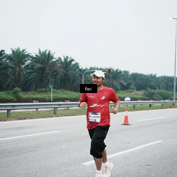 Runner Photo 7495885