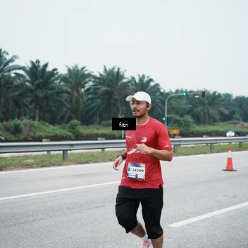 Runner Photo 7495888