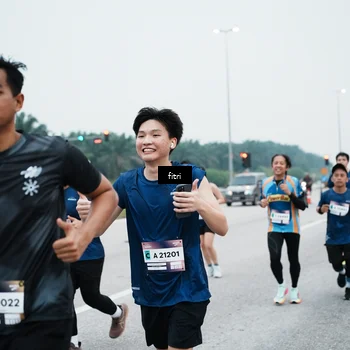 Runner Photo 7495892