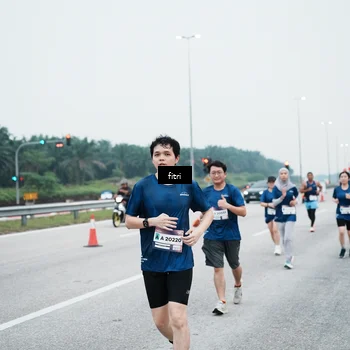 Runner Photo 7495900