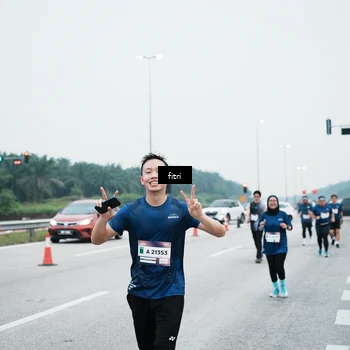 Runner Photo 7495906