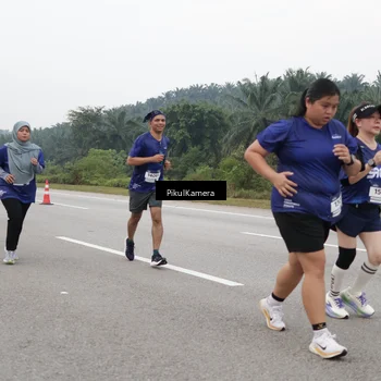 Runner Photo 7495911