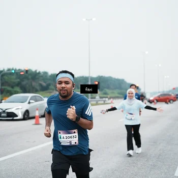 Runner Photo 7495916