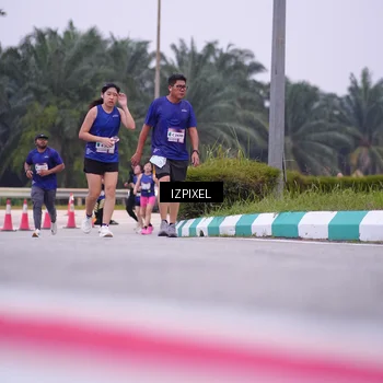 Runner Photo 7495917