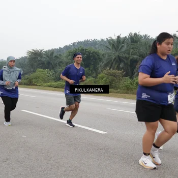 Runner Photo 7495925