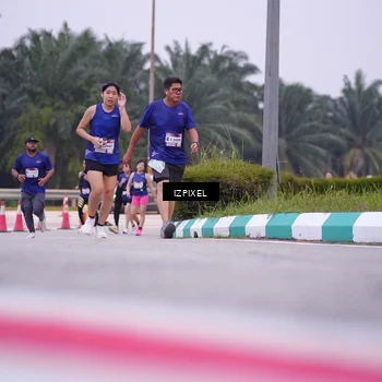 Runner Photo 7495936