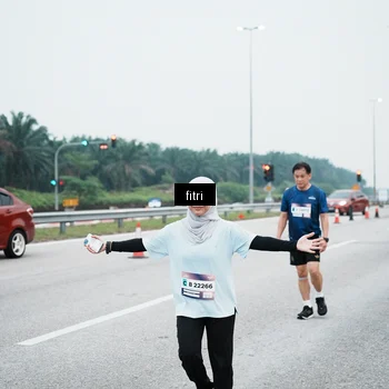 Runner Photo 7495940