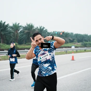 Runner Photo 7495942